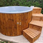 dézsafürdő körlépcső