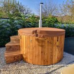 dézsafürdő lépcső